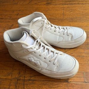 Vintage British Knights white